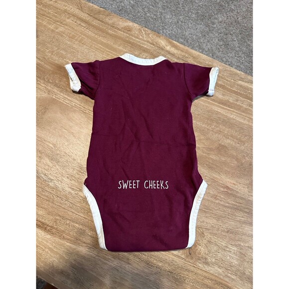 Lazy One onesie - Picture 5 of 5